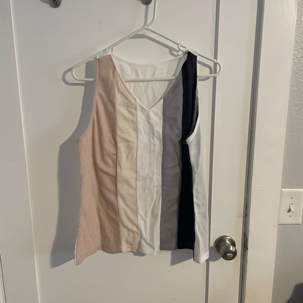 Multicolor Sleeveless Women's Top